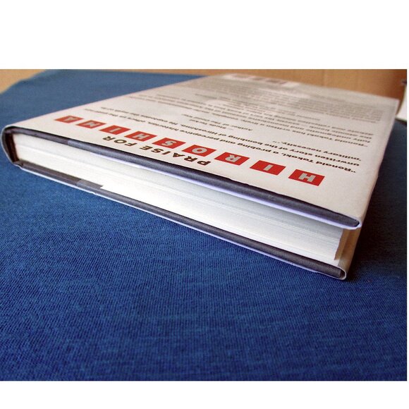 Book - Hiroshima: Why America Dropped the Atomic Bomb - Picture 5 of 6